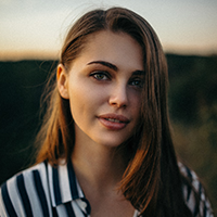 Mia Foster